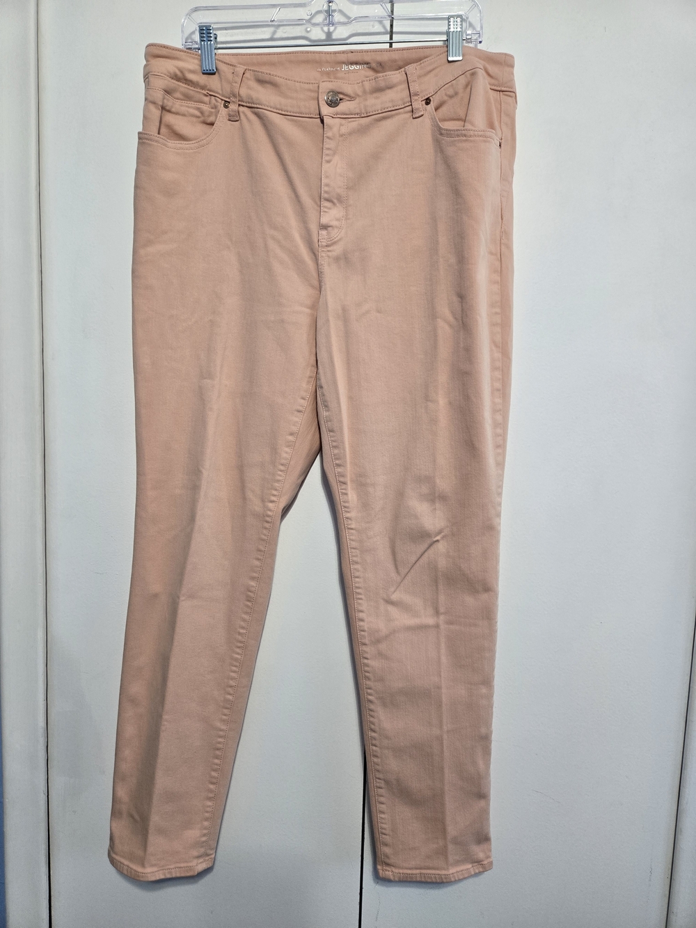 Chico's Platinum Jegging 2.5 US 14 Blush Pink Skinny Stretch Jeans